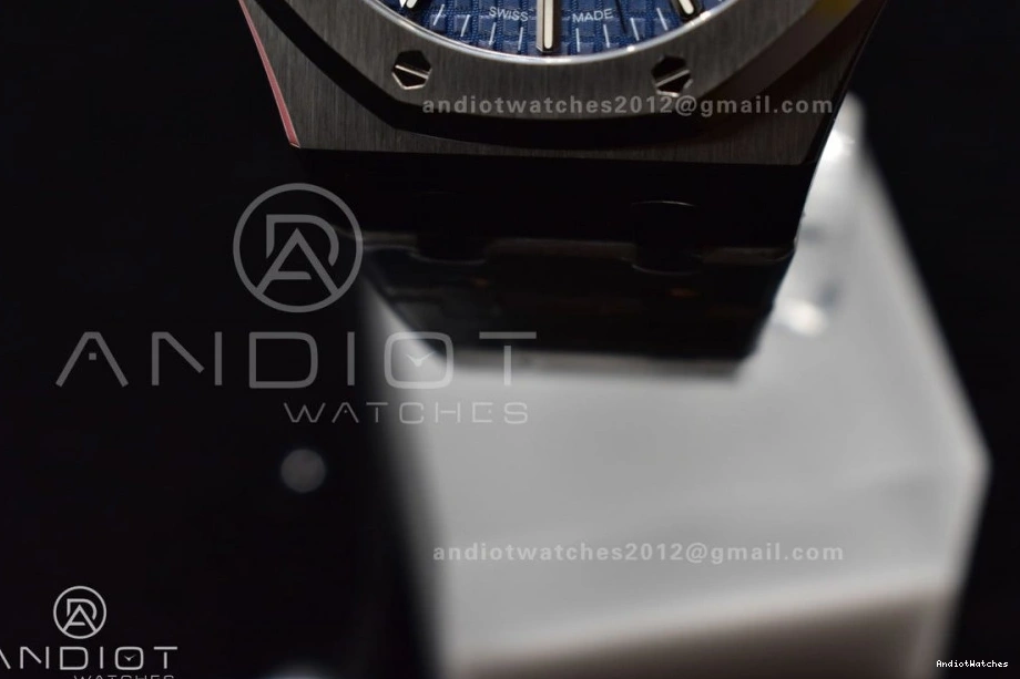 on Blue Dial 453 SS Royal Bracelet 41mm ZF 15510 Oak Anniversary